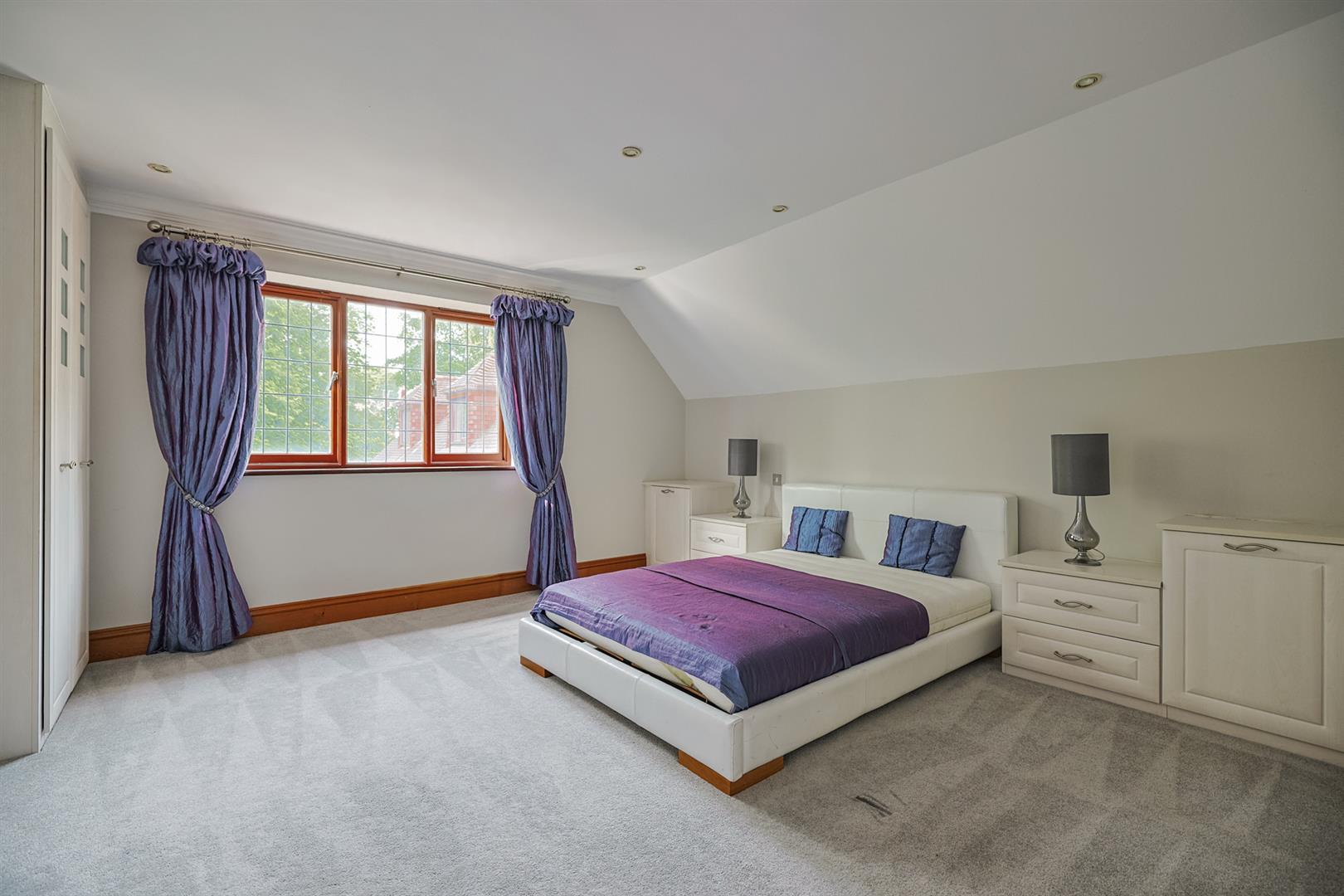 325 Gower Road, Killay, Swansea, SA2 7AE